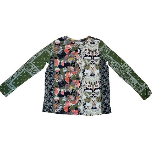 Tru Luxe, M | Boho Patch Design Flowy Button Down - Picture 2 of 4